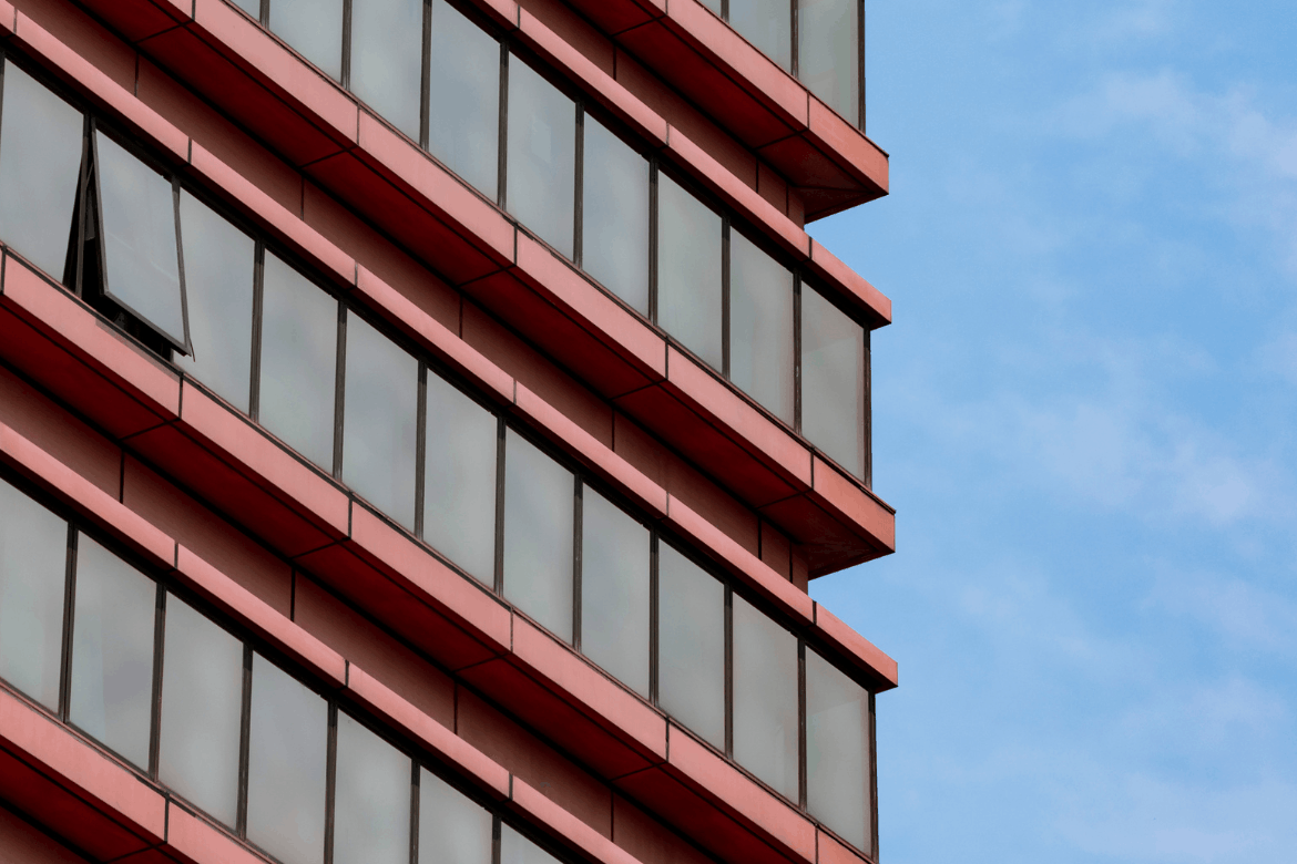 Smart Facility Management: Digital Twin in Action